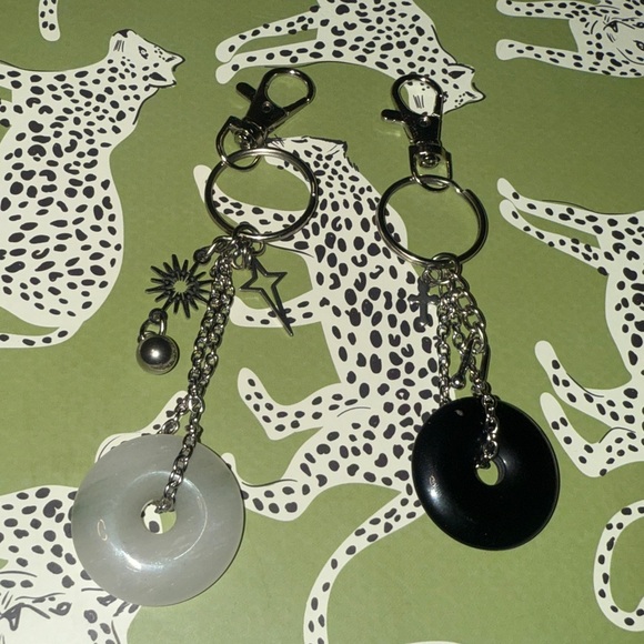 (1) Gemstone Keychain Bagcharm Charms - Handmade - Picture 2 of 4